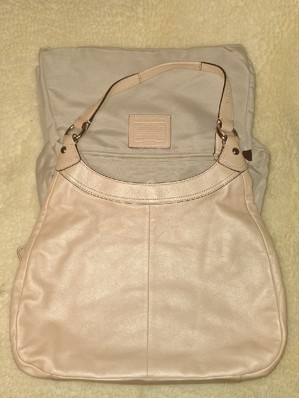 COACH Womenโs Soft Leather Shoulder Bag in Light Pink - Picture 8 of 12